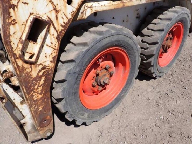 2007-bobcat-s100-image-23