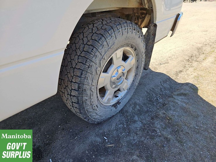 2014-ford-f150-image-12