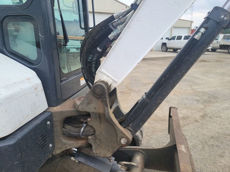 bobcat-e50-image-34