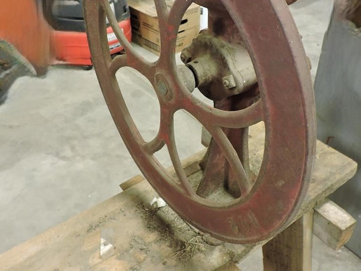 vintage,-no.-2-hand-crank-burr-mill,-w/primitive-a-image-3