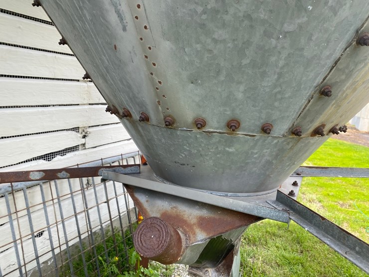 pax-feed-bin-2-ton-image-7