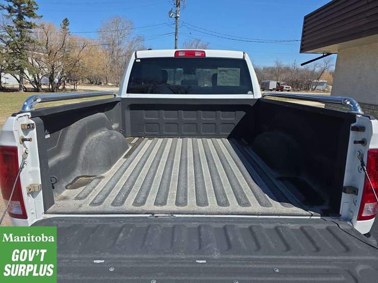 2013-dodge-1500-image-8