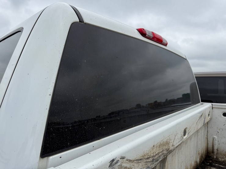 2015-gmc-2500hd-image-29