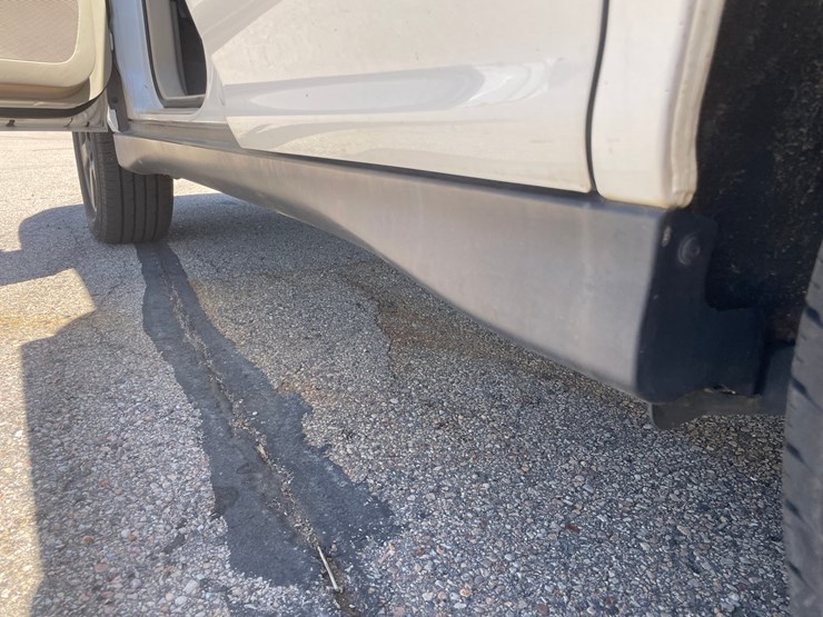 2004-lexus-rx330-image-25