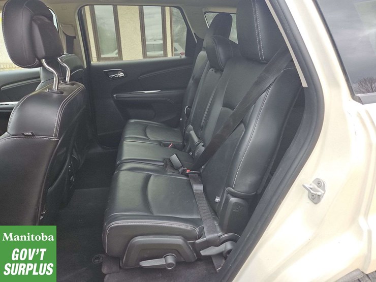 2012-dodge-journey-image-14