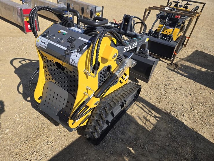 #660-•-new-sdlanch-ssl60-mini-track-skid-steer-image-7