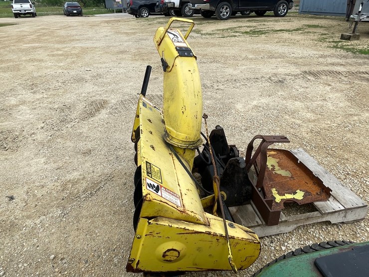 john-deere-318-image-22