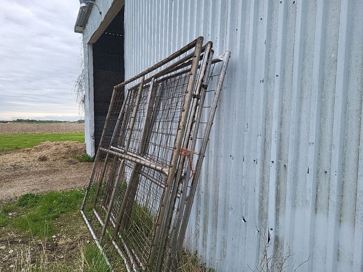 1500'-+/---of-deer/elk-fence-w/(4)-gates-image-14