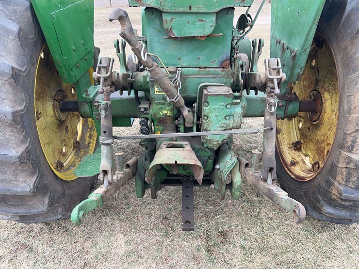 john-deere-720-image-40