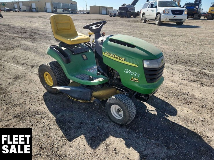 john-deere-l118-image-2