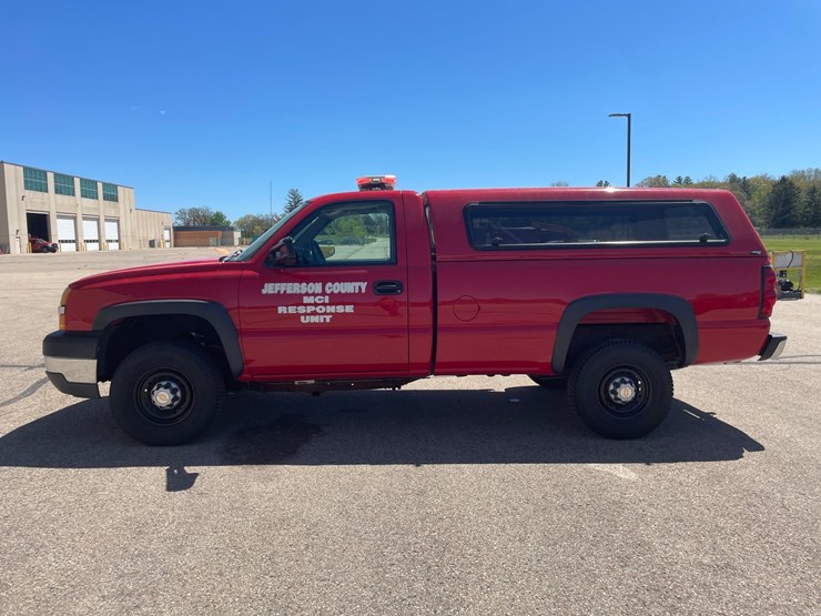 2004-chevrolet-2500-image-10