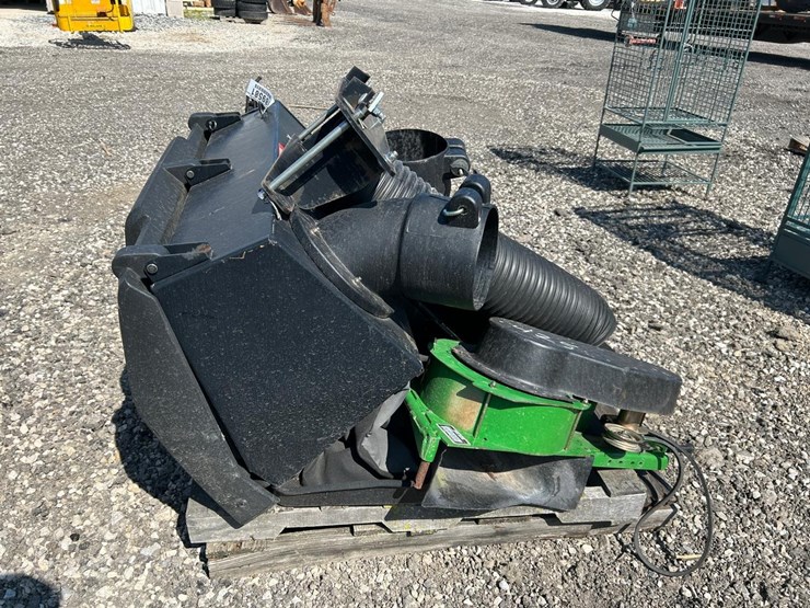 john-deere-7-image-2