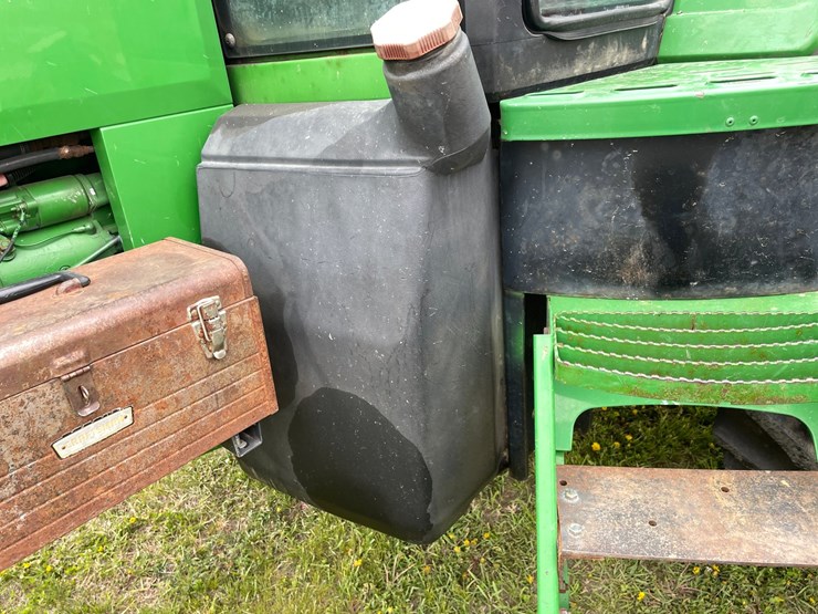 john-deere-7600-image-8
