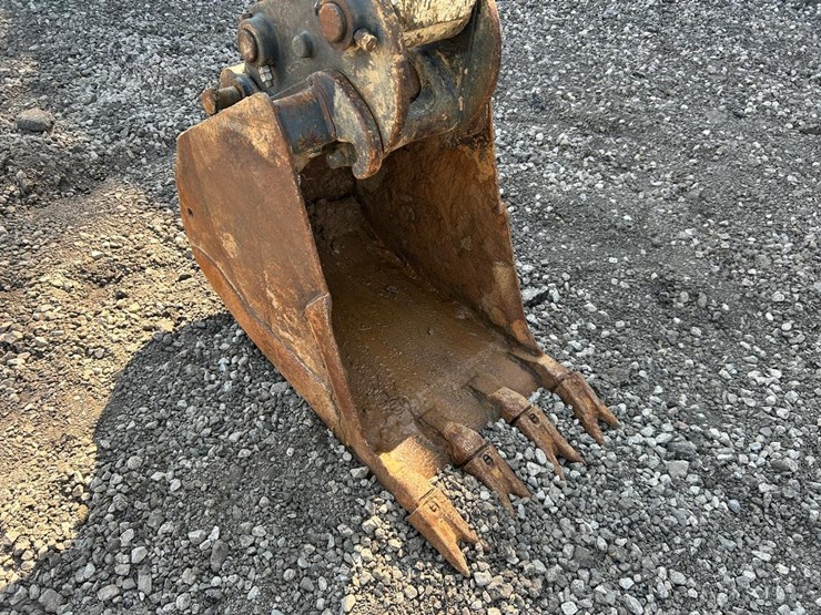 2021-bobcat-e42-image-8