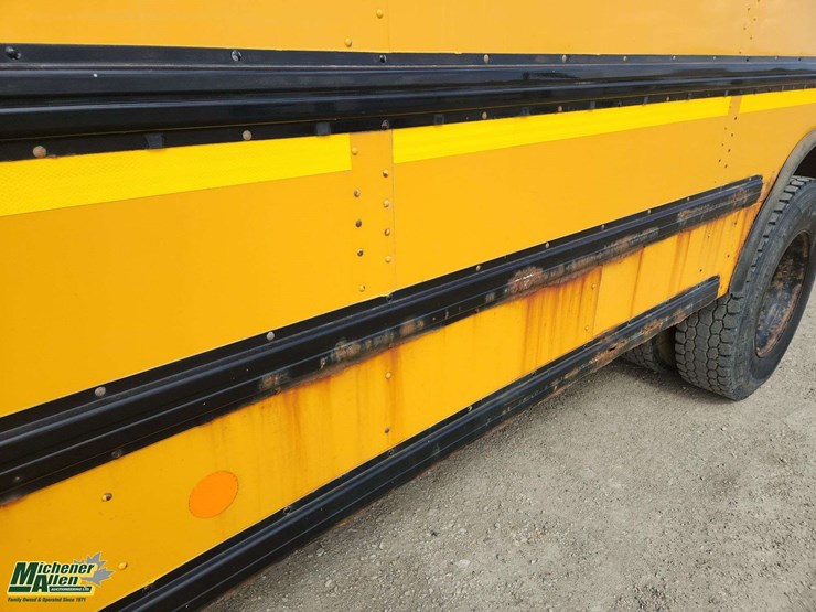 2011-ic-bus-ce-image-56