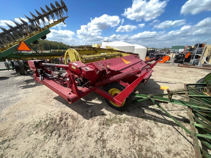 new-holland-477-image-13