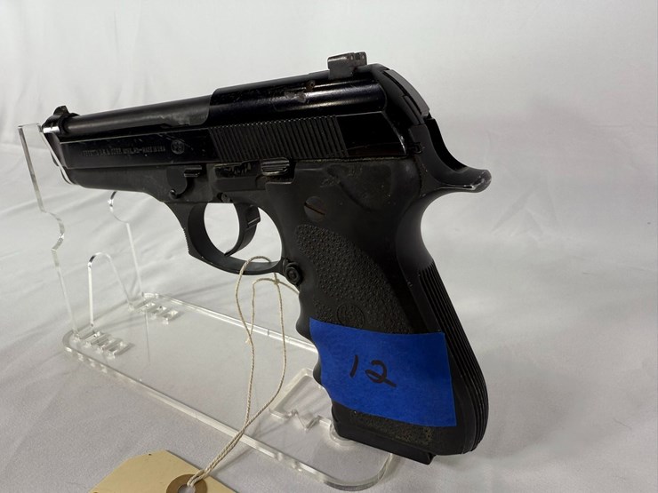 #12-•-beretta-96d-40-pistol-ber195967-image-7