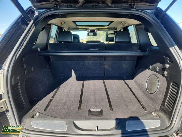 2013-jeep-grand-cherokee-image-17