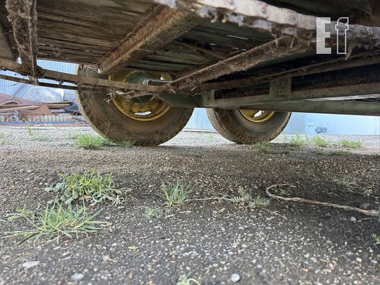 john-deere-660-image-27