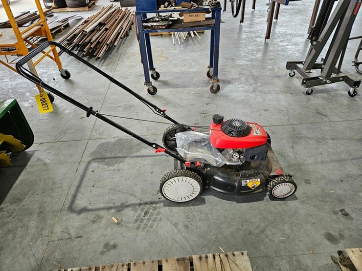#6277-•-honda-mtd-gold-21"-push-lawn-mower-image-7