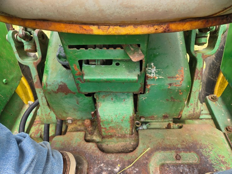 john-deere-4020-image-41