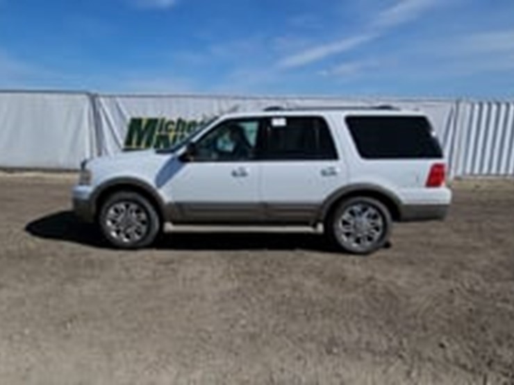 2004-ford-expedition-image-5