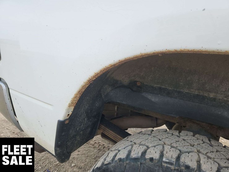 2013-dodge-2500-image-43