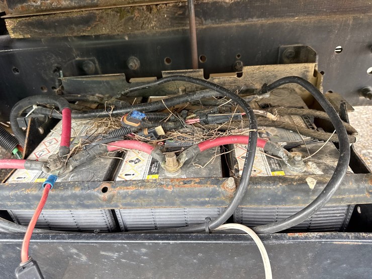 2004-international-durastar-4300-image-21