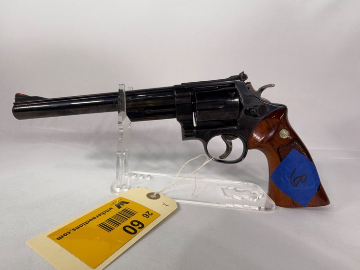 #60-•-smith-&-wesson-29-2-44mag-revolver-n330311-image-1