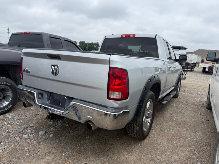 2013-dodge-ram-1500-image-3