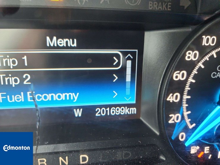 2018-ford-explorer-image-25