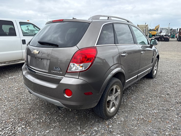 2012-chevrolet-captiva-image-3