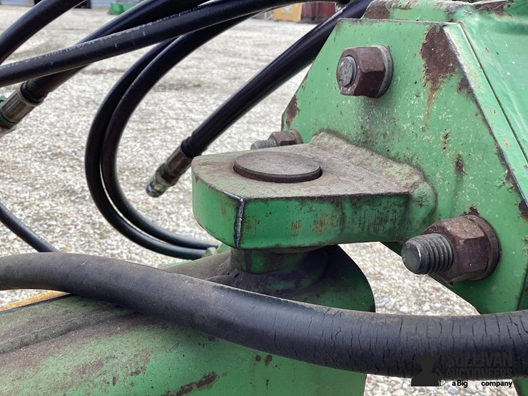 john-deere-115-image-12
