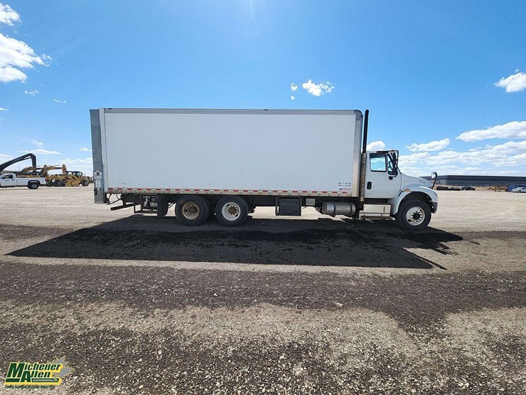 international-durastar-4400-image-8