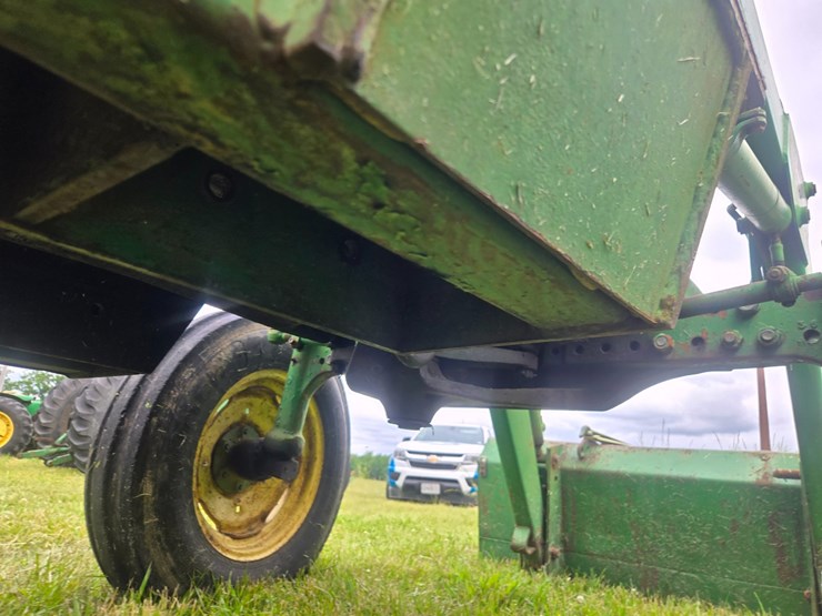 john-deere-2840-image-50