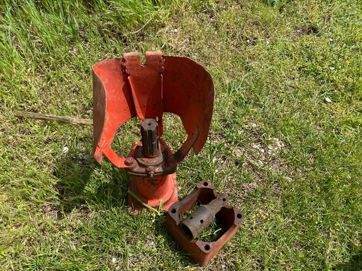 ford-8n-pto-image-1
