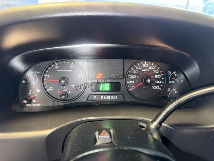 2005-ford-f550-image-19