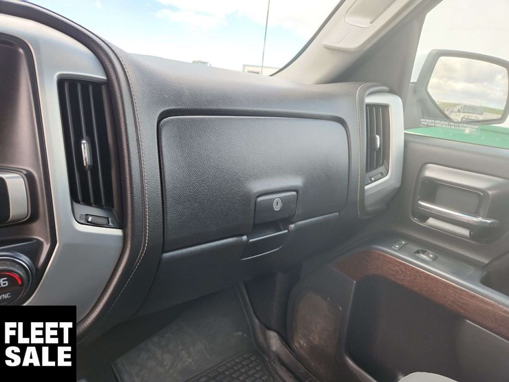 2015-gmc-sierra-2500hd-image-22