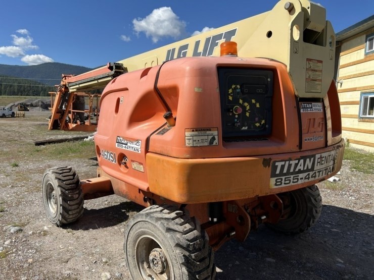 2011-jlg-460sj-image-5
