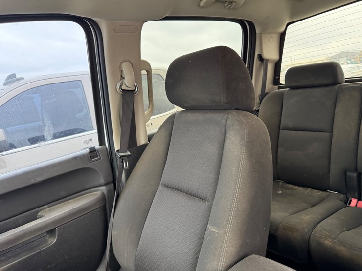 2015-gmc-2500hd-image-68