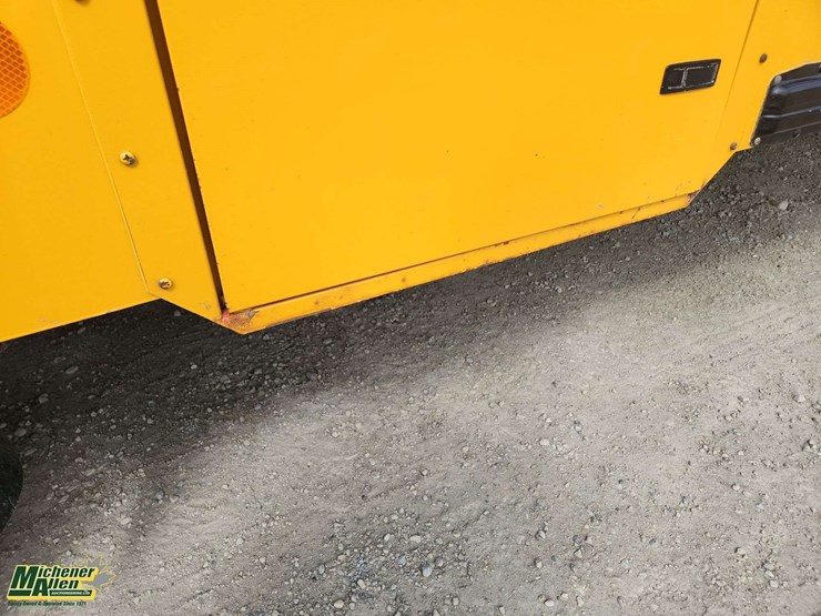 2011-ic-bus-ce-image-55