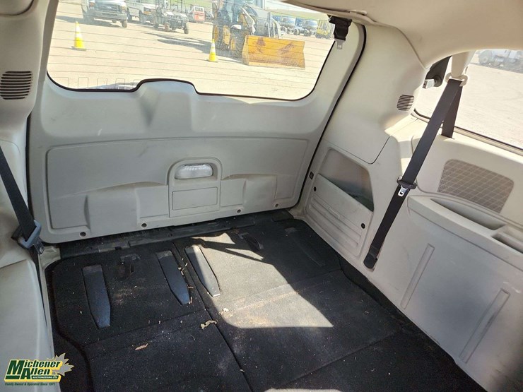 dodge-grand-caravan-image-14
