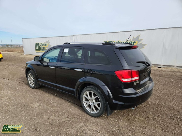 2011-dodge-journey-image-3