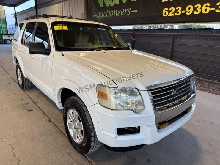 2009-ford-explorer-image-2