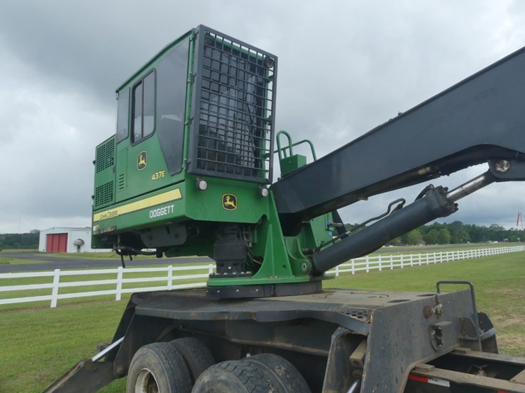 2019-deere-437e-image-9
