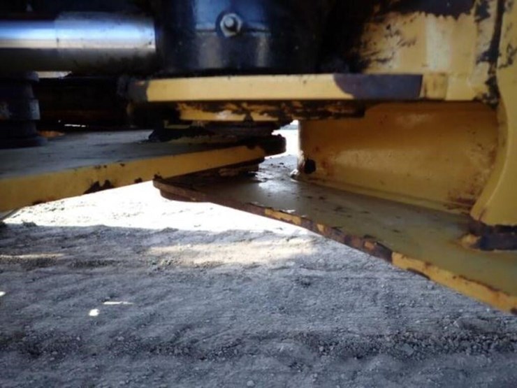 2018-caterpillar-924k-image-54