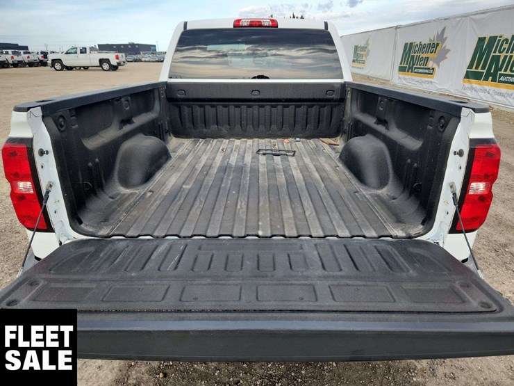 2015-chevrolet-silverado-1500-image-10