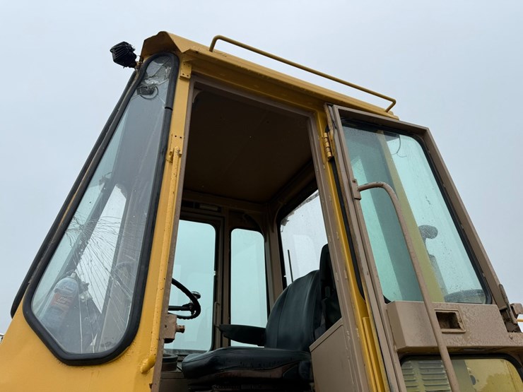 deere-544e-image-36