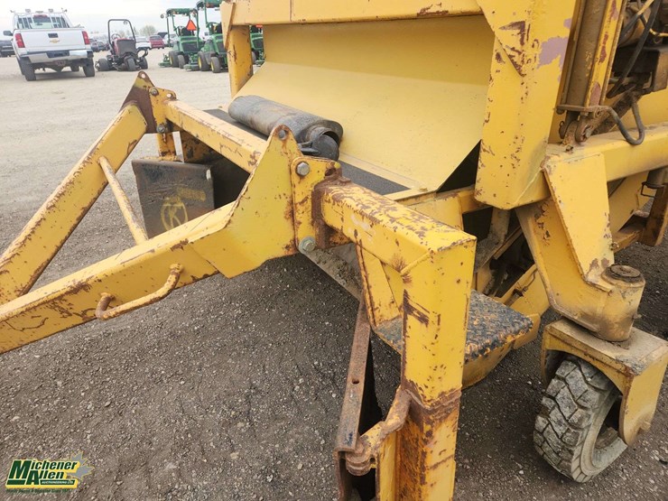 caterpillar-we-851b-image-24