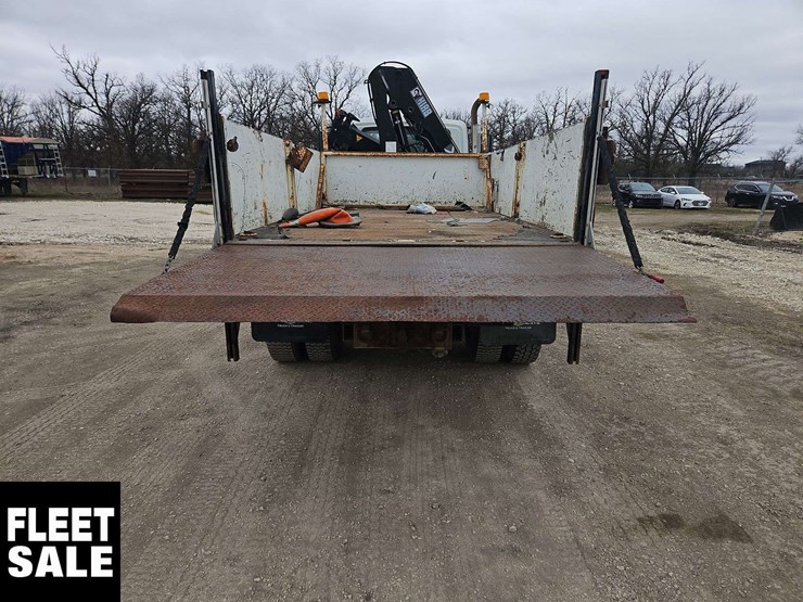 international-workstar-7400-image-12